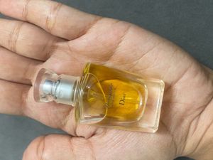 Diro Perfume