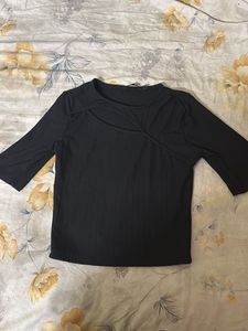 Chic Black Crop Top | Trendy &amp; Minimal | Lightly W