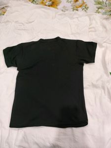 Black T-shirt With Buttons