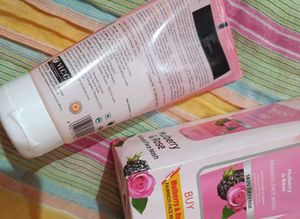 VLCC Mulberry &amp; Rose Face Wash🌹