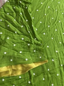 Green Bandhani Dupatta