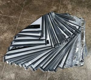 Delhivery Poly Mailer - 15x21 Inches