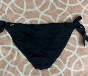 victoria’s secret swim bottoms w side tie up rings