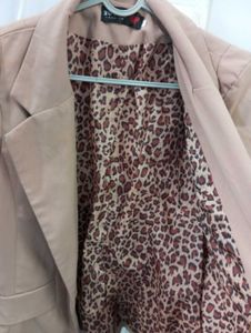 Nude blazer. In Very Good Condition
