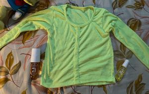 round neck top