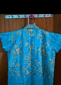 Gown Set