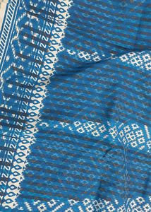 Blue &amp; White Patterned Sari
