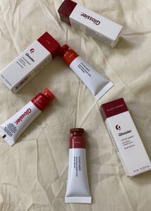 GLOSSIER BLUSH