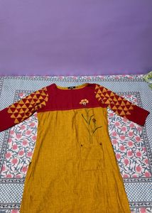 Women Pure Cotton Straight Kurta