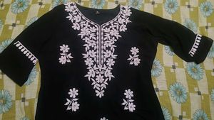 Elegant Black Embroidered Kurta