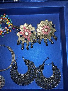 Giveaway Earring Collection Of 12