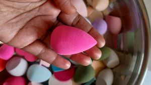 Makeup Blender Sponges Set Of 80 Pieces