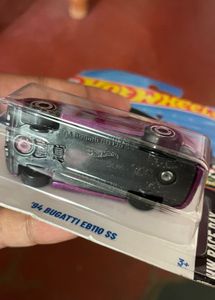 Hot Wheels Bugatti EB110ss