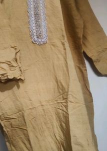 Elegant Yellow Kurta with Lace Detail