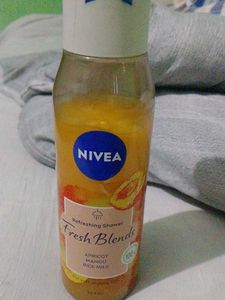 Nivea Fresh Blends Shower Gel