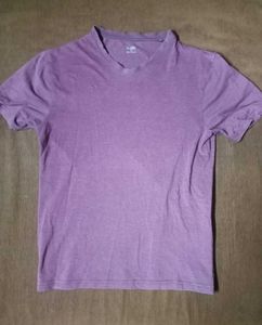 Zudio Tshirt Maroon Colour