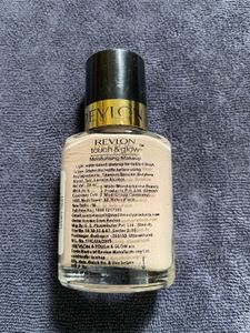 Revlon Touch &amp; Glow Foundation