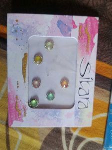 Bindis - Face Art