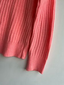 New Ladies Sweater