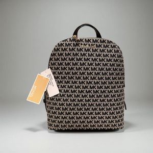 Authentic Michael Kors’ Cindy Large backpack