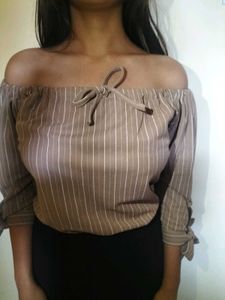 Off-shoulder Striped Top