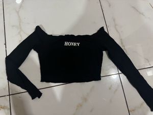 Offshoulder top