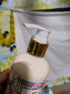 Nykaa Wanderlust Dreaming Of Paris Body Lotion