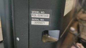 Broken Sony TV : Bravia W700B 32inch