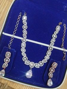 Zircon Necklace Set With CZ Stones