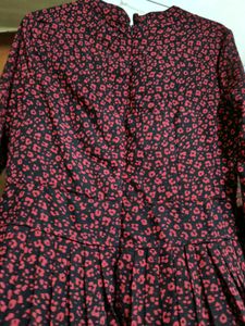 lilatin quarters Floral Print Pleated Dress