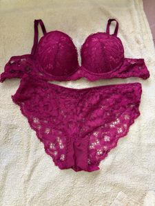 Lace Bra & Panty Set