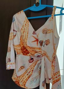 Vero Moda Top- Medium Size