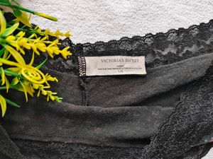 Victoria&#39;s Secret : 4 Panty