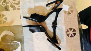 Women Black Heels with Ankle-loop