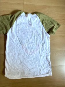 coloublacked T shirt