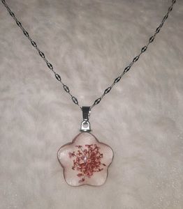 Anti Tarnish Red Resin Flower Necklace