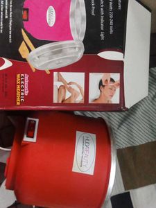 Huda Beauty Wax Heater