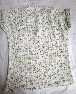 Slim Fit White Floral Tshirt