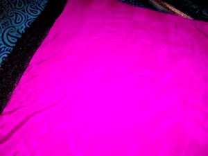 New Kurti Hii Bt Eskaa Baaju Stich Nahe Huaa Hi