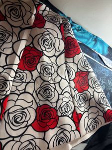 Black &amp; Red Rose-Printed Skater Skirt – Scuba Crep
