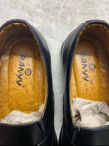 Black Formal Slip-on shoes