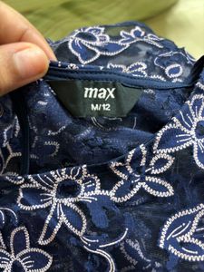 MAX Floral Lace Top