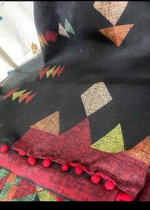 Geometrical Pattern Pompom Saree With blouse Piece