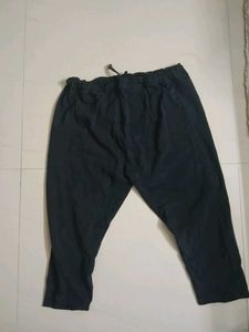 Women&#39;s Casual Capri Shorts