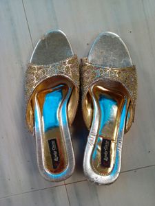 Golden Bridel Foot wear👡👡