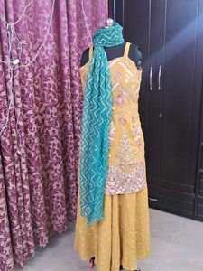 Elegant Embroidered Kurta Set of 3.