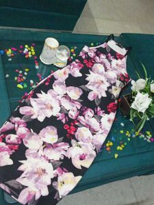 Floral Bodycon Dress🫶