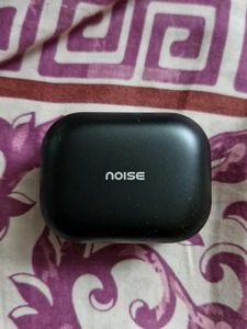Very Good CONDITION NOISE BRAND AIRPODS