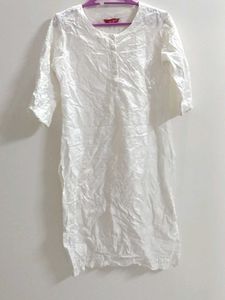 Elegant White chikankari Kurti Top