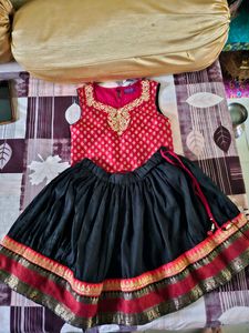 Traditional Top And Skirt Set For Girls